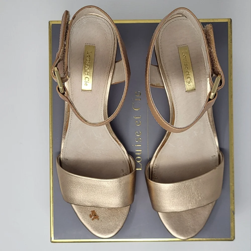 Louise et Cie Ankle Strap Sandle Wedge Shoes 8.5M Fawn/Tan Leather Upper/Lining - Picture 9 of 14